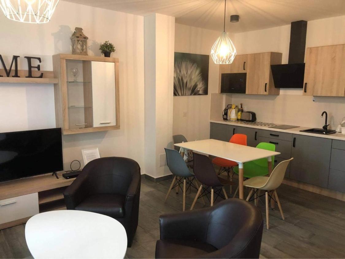 Lido Nappali + 3 Halo Apartman Balatonlelle Exterior photo